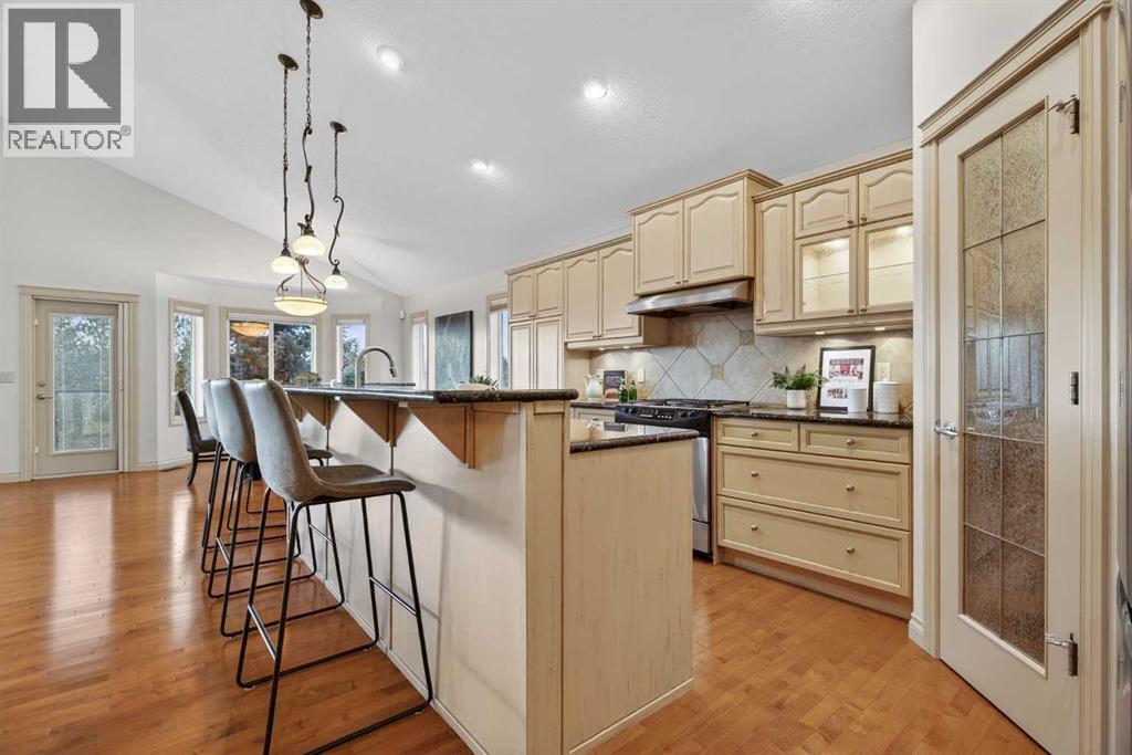 55 Billy Haynes Trail, Okotoks, Alberta  T1S 2N9 - Photo 7 - A2284883