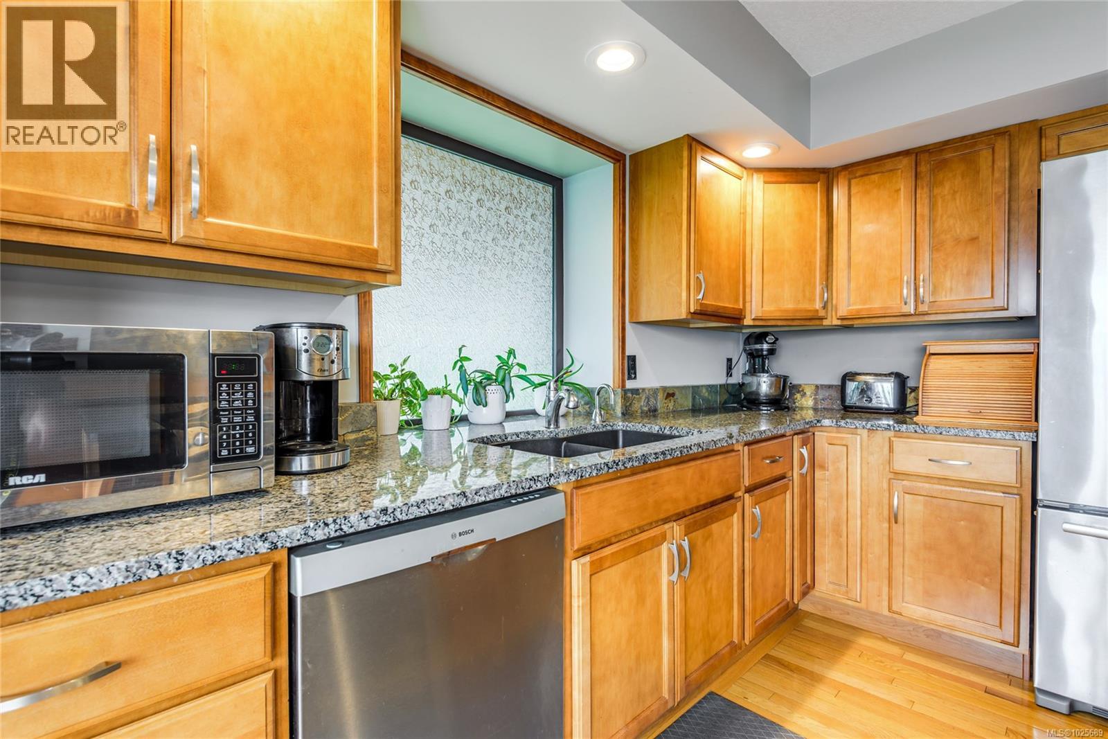 3846 Mitlenatch Dr, Campbell River, British Columbia  V9H 1J6 - Photo 6 - 1025689