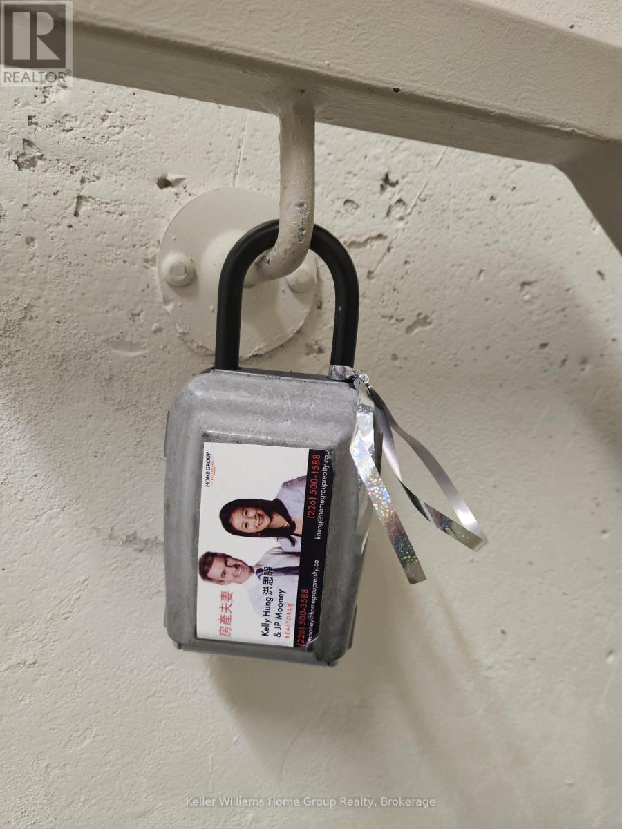 3706 - 70 Temperance Street, Toronto (Bay Street Corridor), Ontario  M5H 0B1 - Photo 9 - C12776324