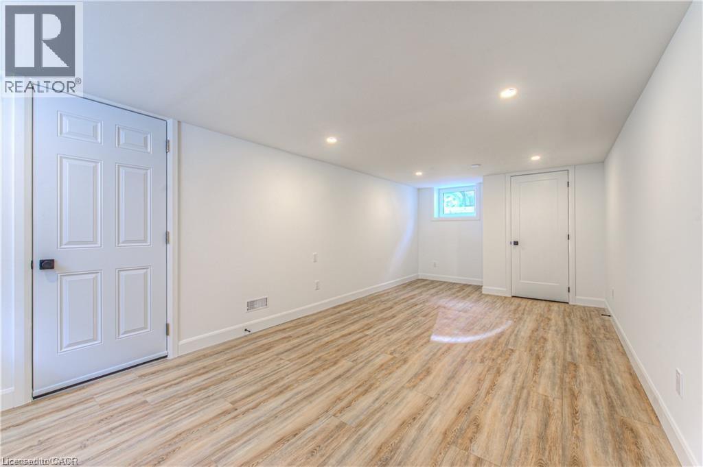 320 Highland Road E, Kitchener, Ontario  N2M 3W4 - Photo 15 - 40804646