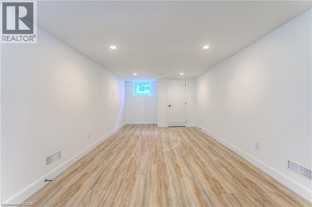 320 Highland Road E, Kitchener, Ontario  N2M 3W4 - Photo 16 - 40804646