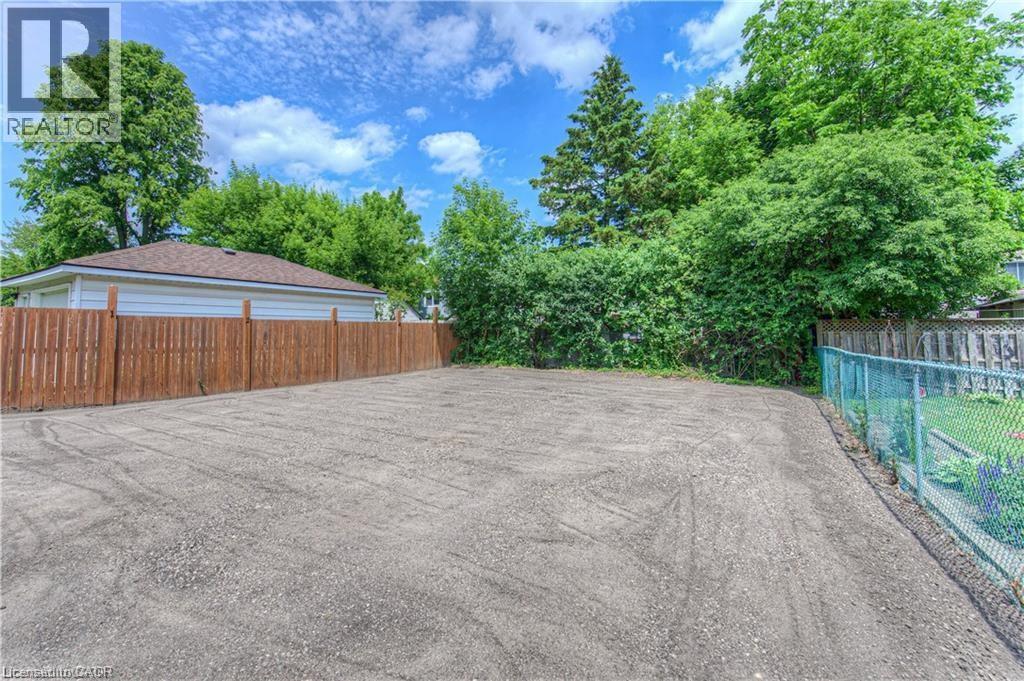 320 Highland Road E, Kitchener, Ontario  N2M 3W4 - Photo 19 - 40804646