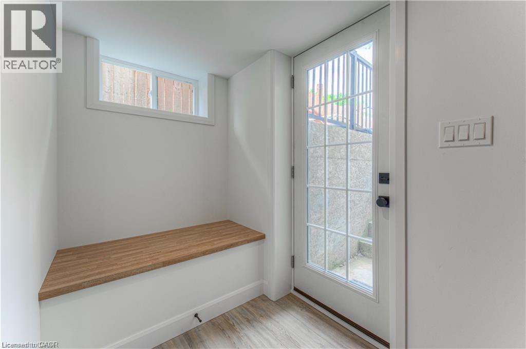 320 Highland Road E, Kitchener, Ontario  N2M 3W4 - Photo 4 - 40804646