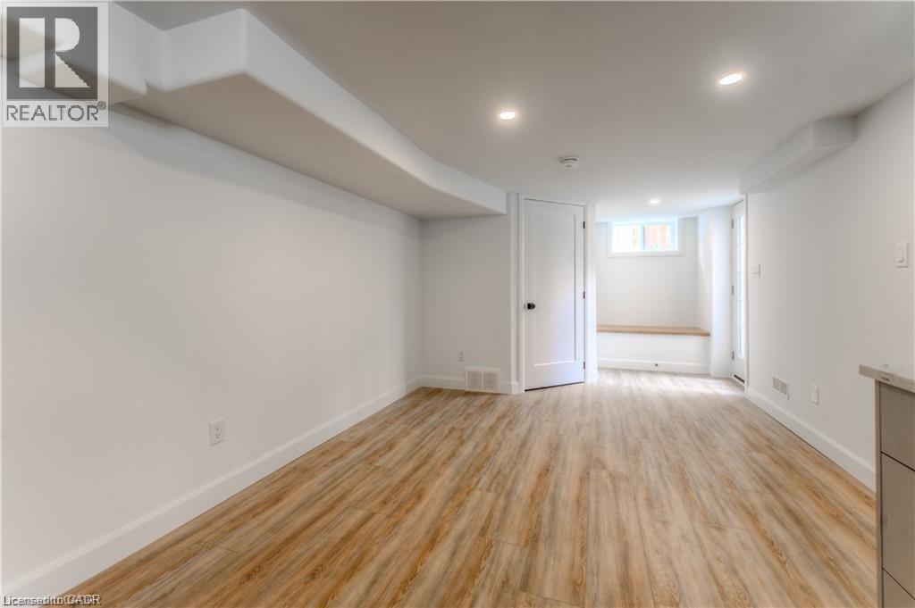 320 Highland Road E, Kitchener, Ontario  N2M 3W4 - Photo 8 - 40804646