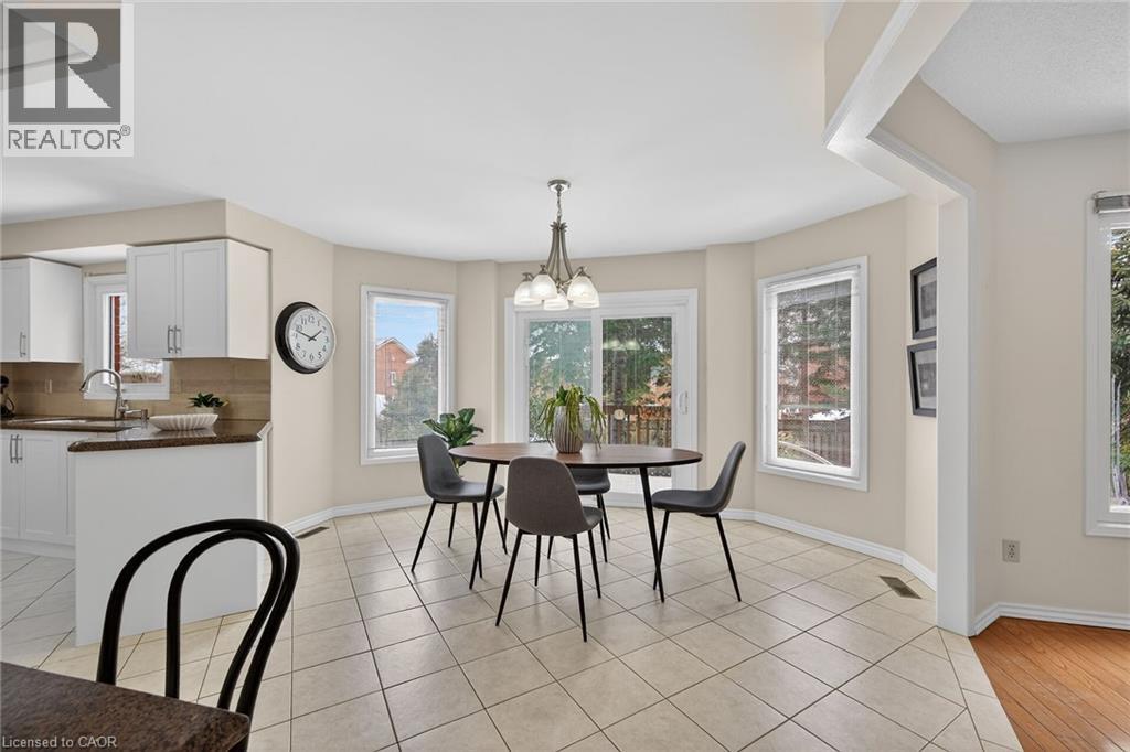 134 Huntingwood Avenue, Dundas, Ontario  L9H 6X7 - Photo 14 - 40803831