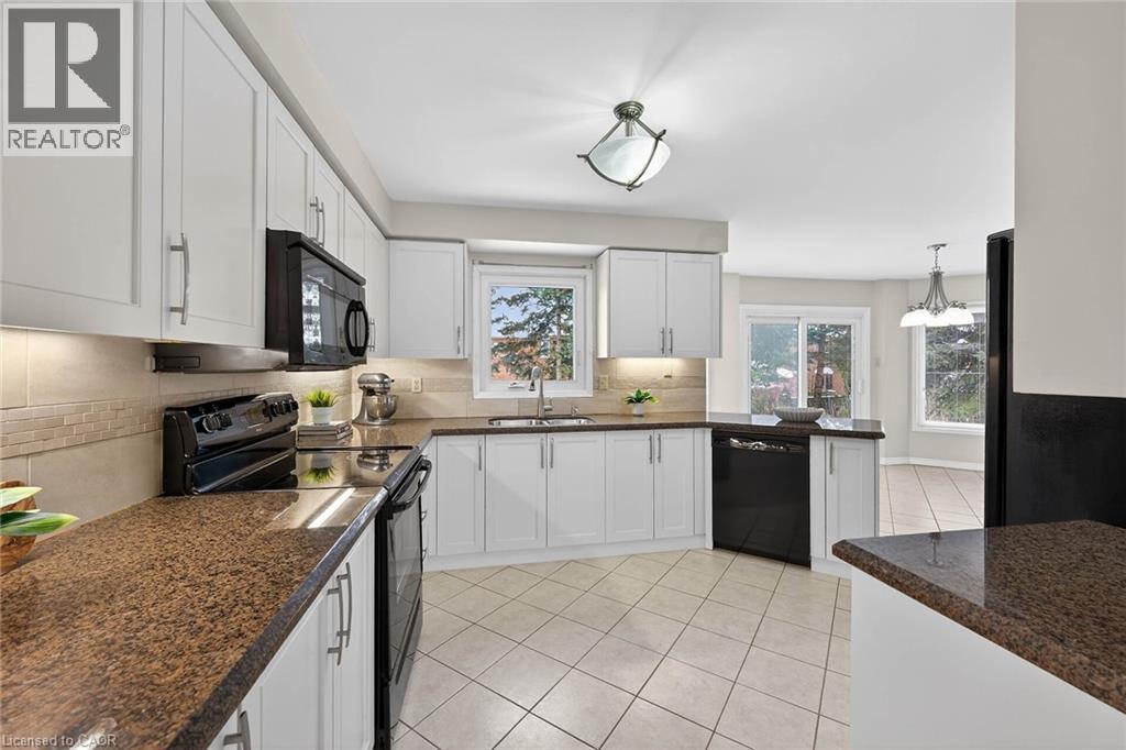 134 Huntingwood Avenue, Dundas, Ontario  L9H 6X7 - Photo 9 - 40803831