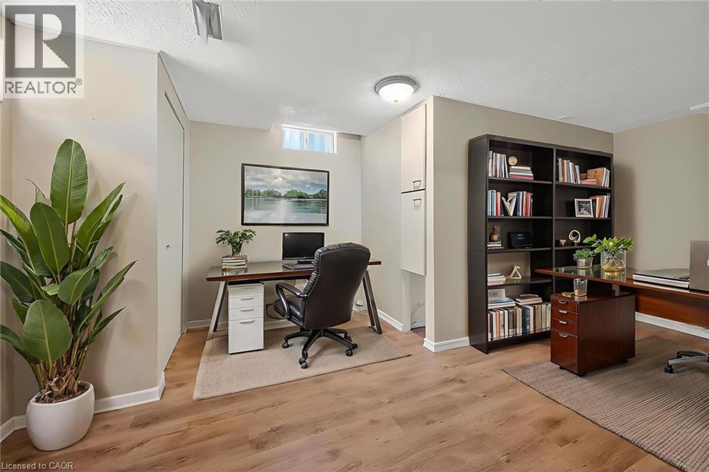 134 Huntingwood Avenue, Dundas, Ontario  L9H 6X7 - Photo 37 - 40803831