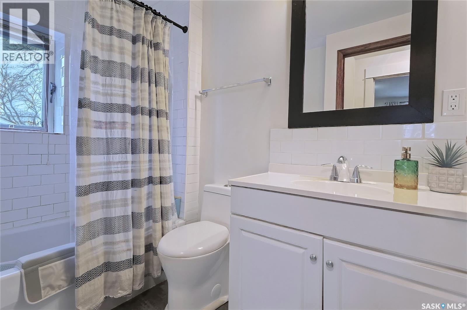 1135 2nd Avenue Nw, Moose Jaw, Saskatchewan  S6H 3R4 - Photo 19 - SK028185