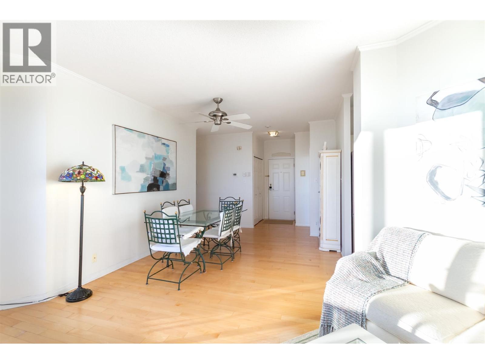 2302 6188 Patterson Avenue, Burnaby, British Columbia  V5H 2N1 - Photo 4 - R3088890