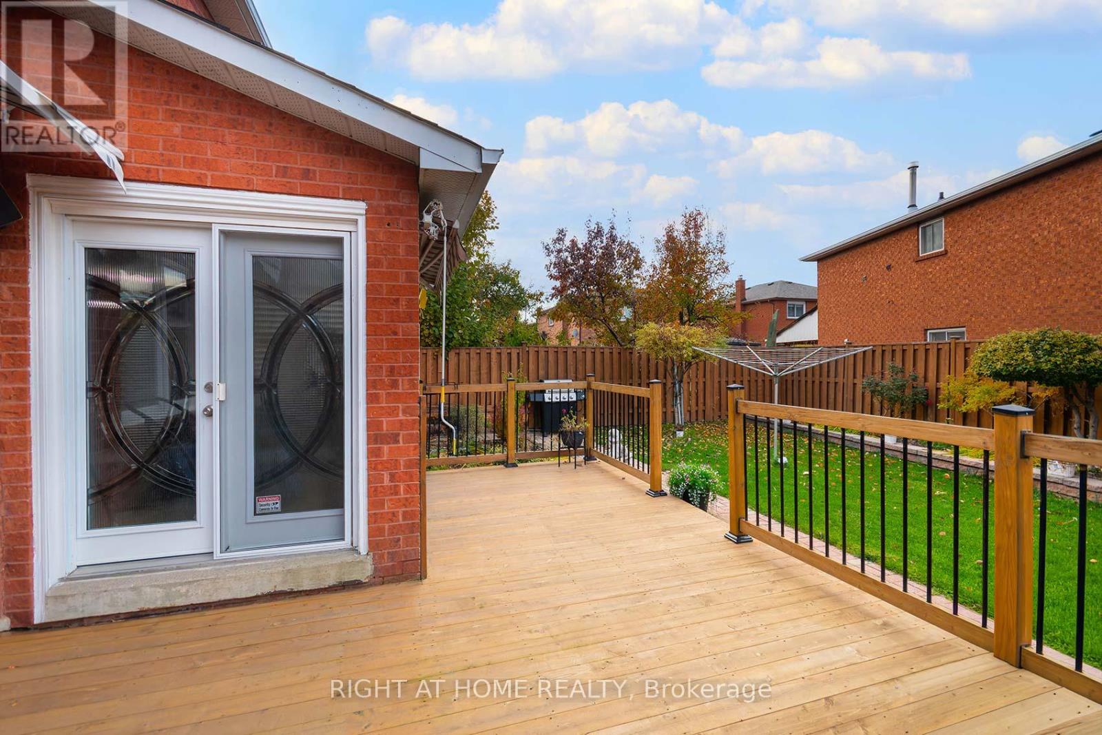 70 Bellona Street, Vaughan, Ontario  L4L 6R4 - Photo 45 - N12529364