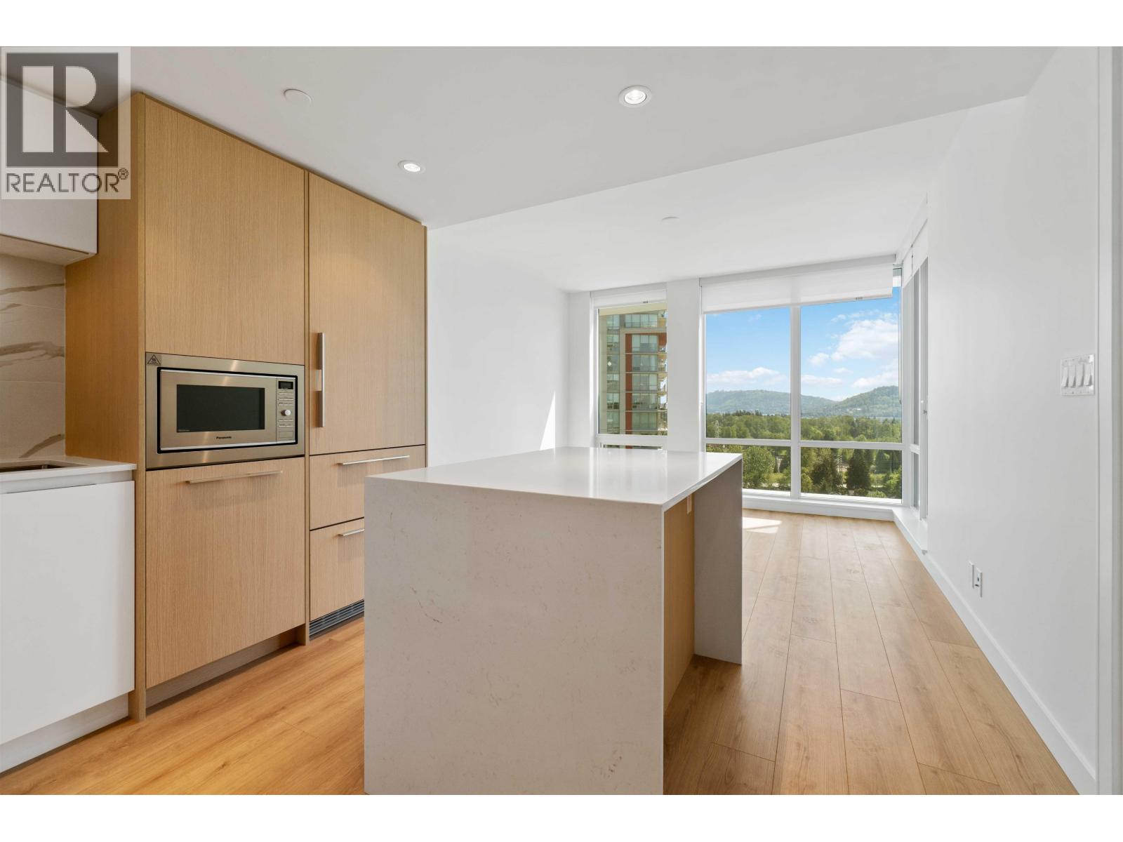 2304 1500 Fern Street, North Vancouver, British Columbia  V7J 0E6 - Photo 7 - R3089268