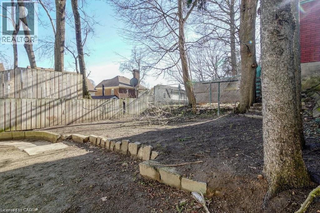 57 Chestnut Street, Kitchener, Ontario  N2H 1T7 - Photo 13 - 40804609