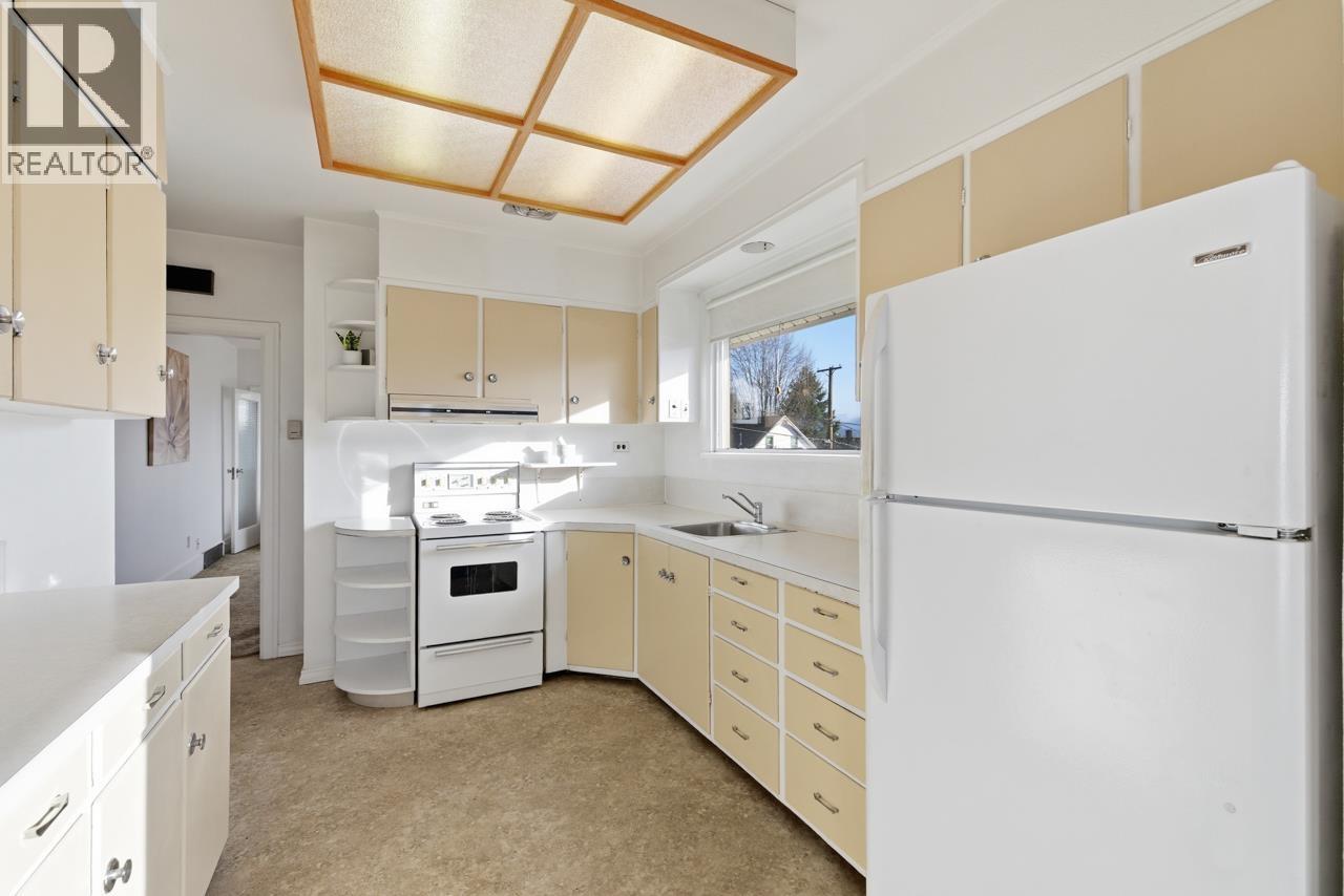 348 Simpson Street, New Westminster, British Columbia  V3L 3J9 - Photo 7 - R3089269