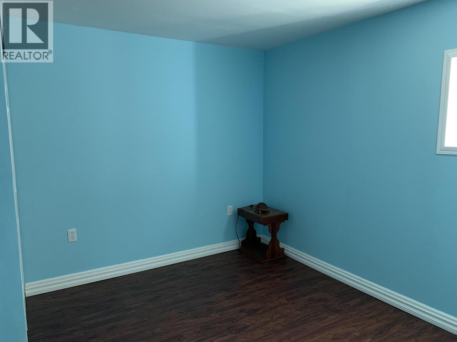 Listing Picture 20 of 24 : 8163 18TH AVENUE, Burnaby / 本拿比 - 魯藝地產 Yvonne Lu Group - MLS Medallion Club Member