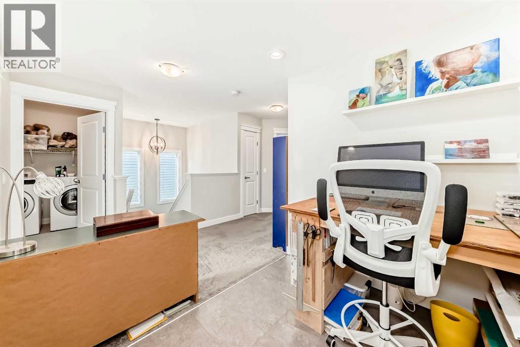 197 Willow Park, Cochrane, Alberta  T4C 2N2 - Photo 38 - A2281281