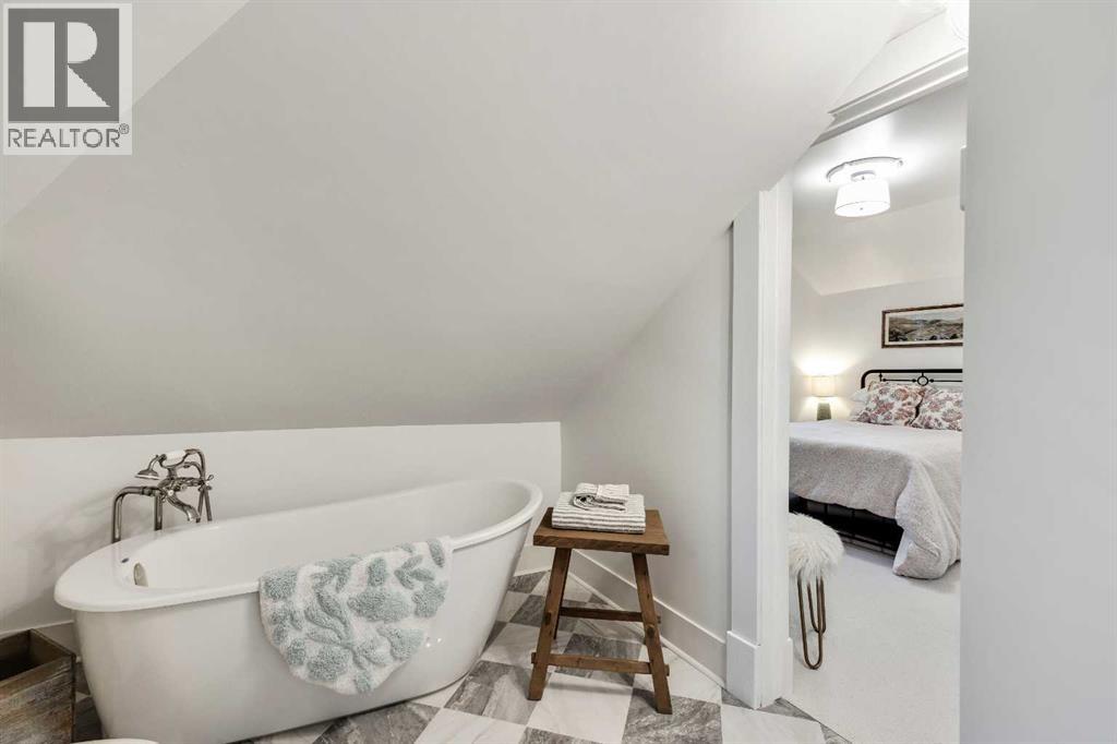 725 Macleod Trail Sw, High River, Alberta  T1V 1B8 - Photo 36 - A2283870