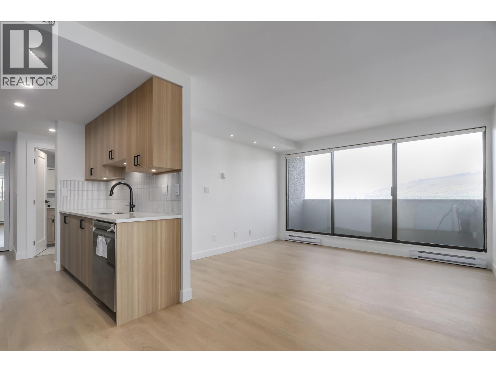 1206 110 W 4th Street, North Vancouver, British Columbia  V7L 0E6 - Photo 15 - R3089273