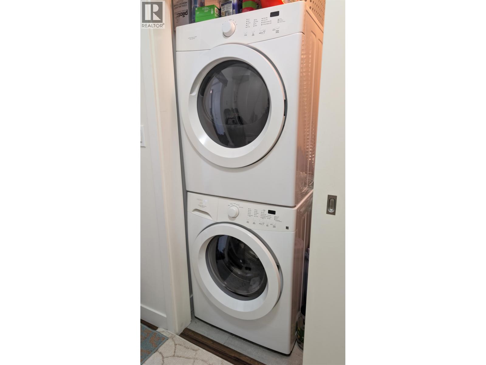 211 7727 Royal Oak Avenue, Burnaby, British Columbia  V5J 4K2 - Photo 14 - R3089085