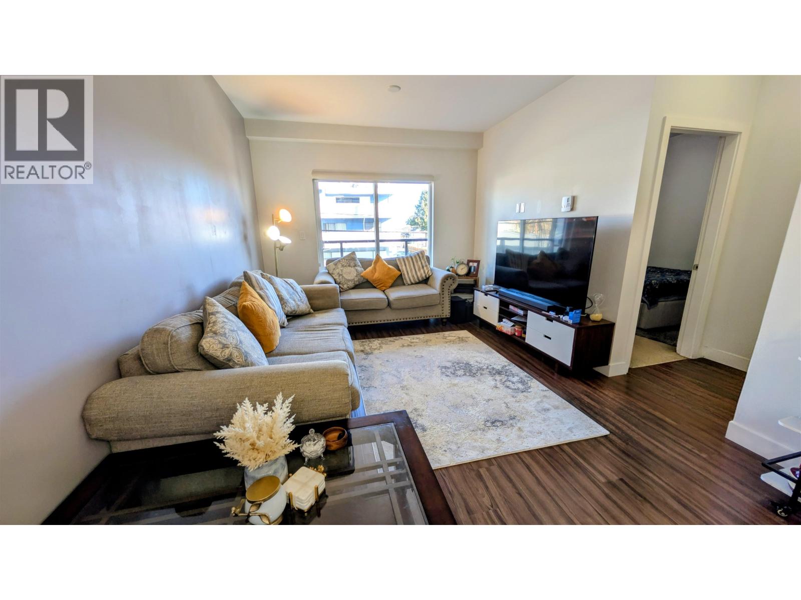 211 7727 Royal Oak Avenue, Burnaby, British Columbia  V5J 4K2 - Photo 9 - R3089085