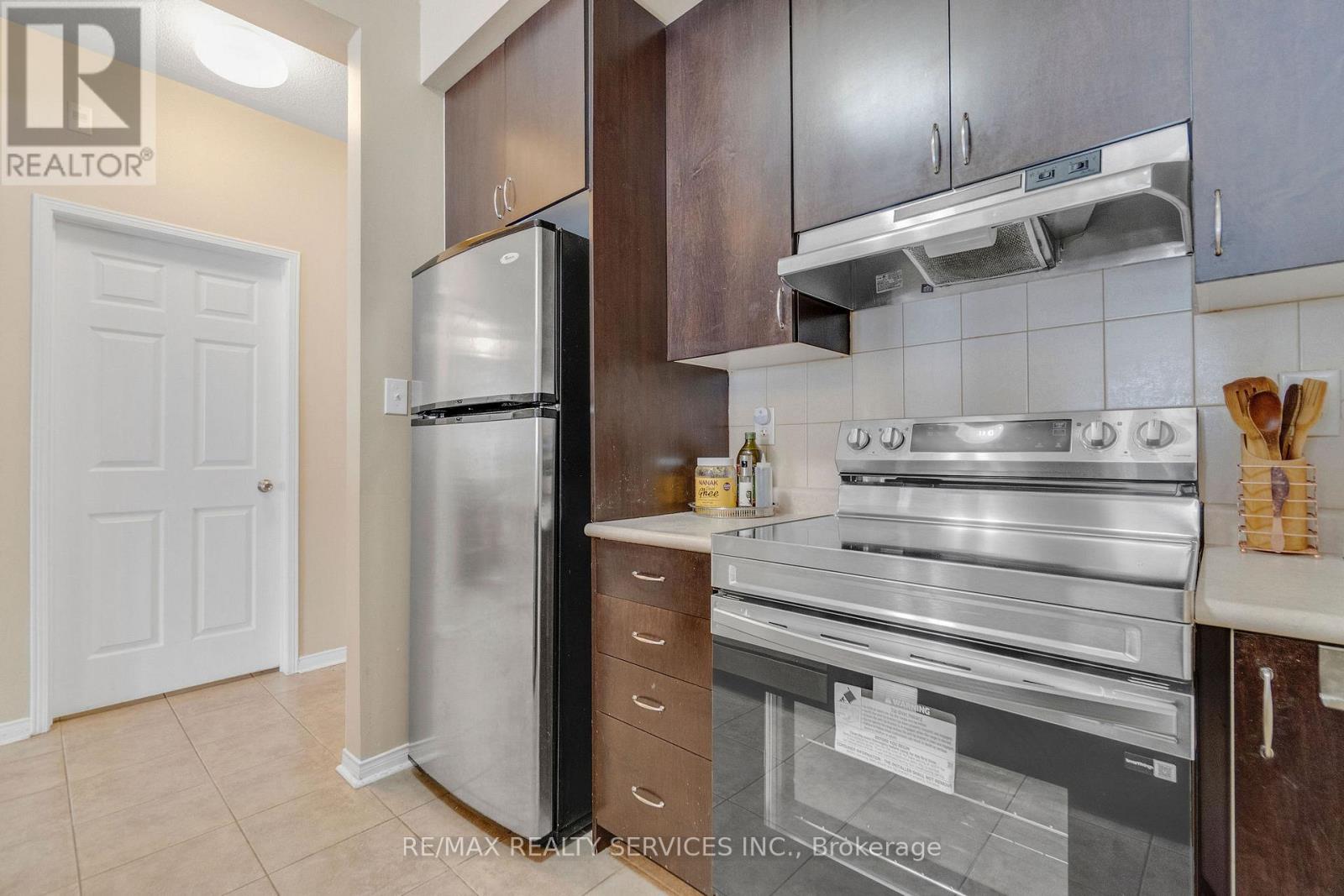 101 - 5150 Winston Churchill Boulevard, Mississauga, Ontario  L5M 0P1 - Photo 8 - W12527214