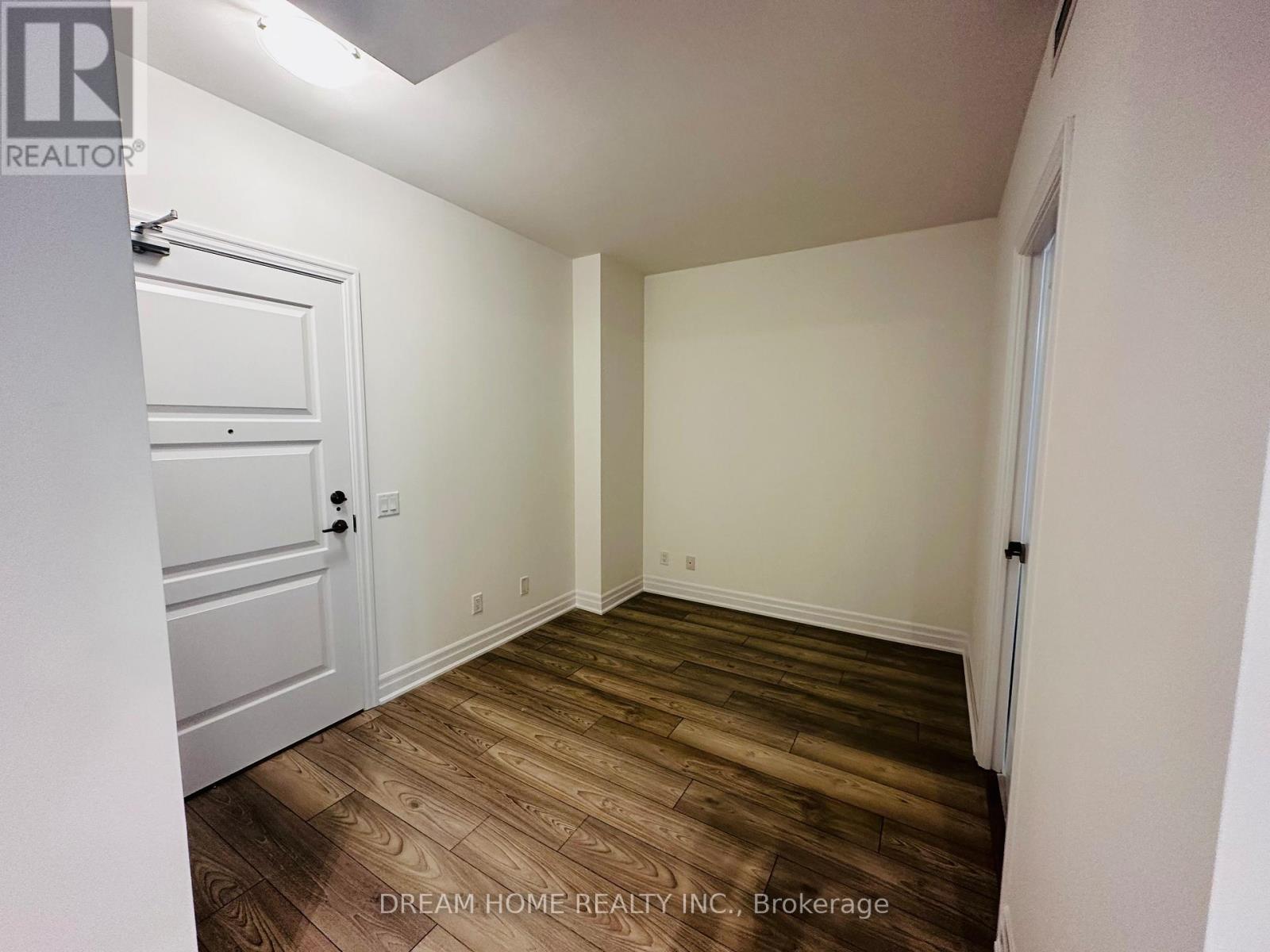 3203 - 36 Elm Drive W, Mississauga, Ontario  L5B 4M2 - Photo 3 - W12781604