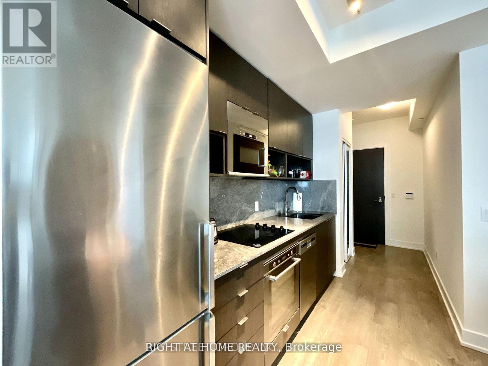 505 - 7 Mabelle Avenue, Toronto, Ontario  M9A 0C9 - Photo 2 - W12781620