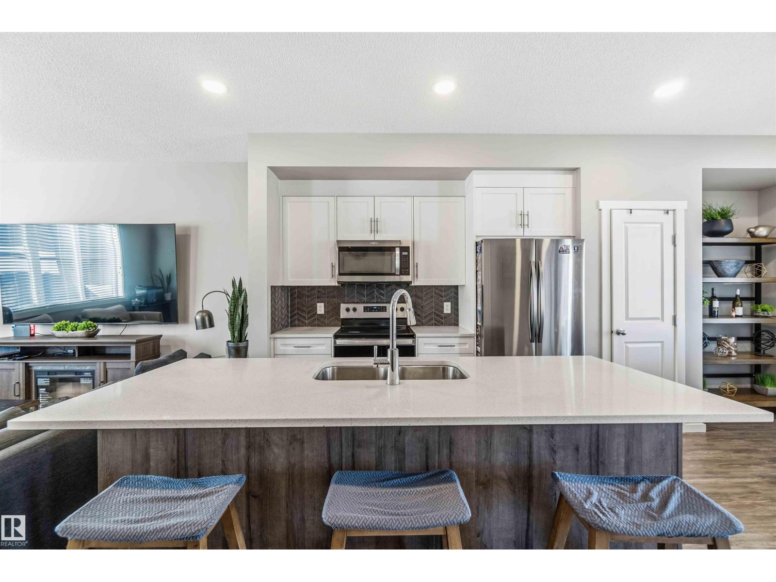 1908 25 St Nw, Edmonton, Alberta  T6T 2H7 - Photo 10 - E4472969