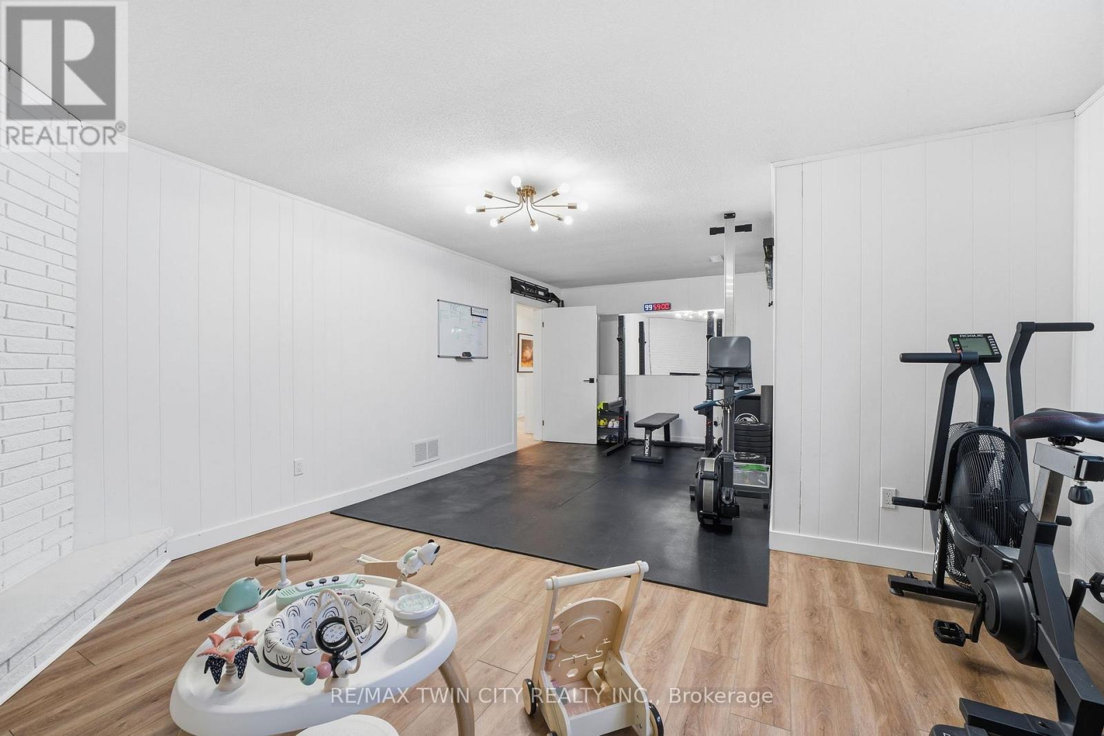 45 Parkside Drive, Brantford, Ontario  N3T 5G3 - Photo 24 - X12781616