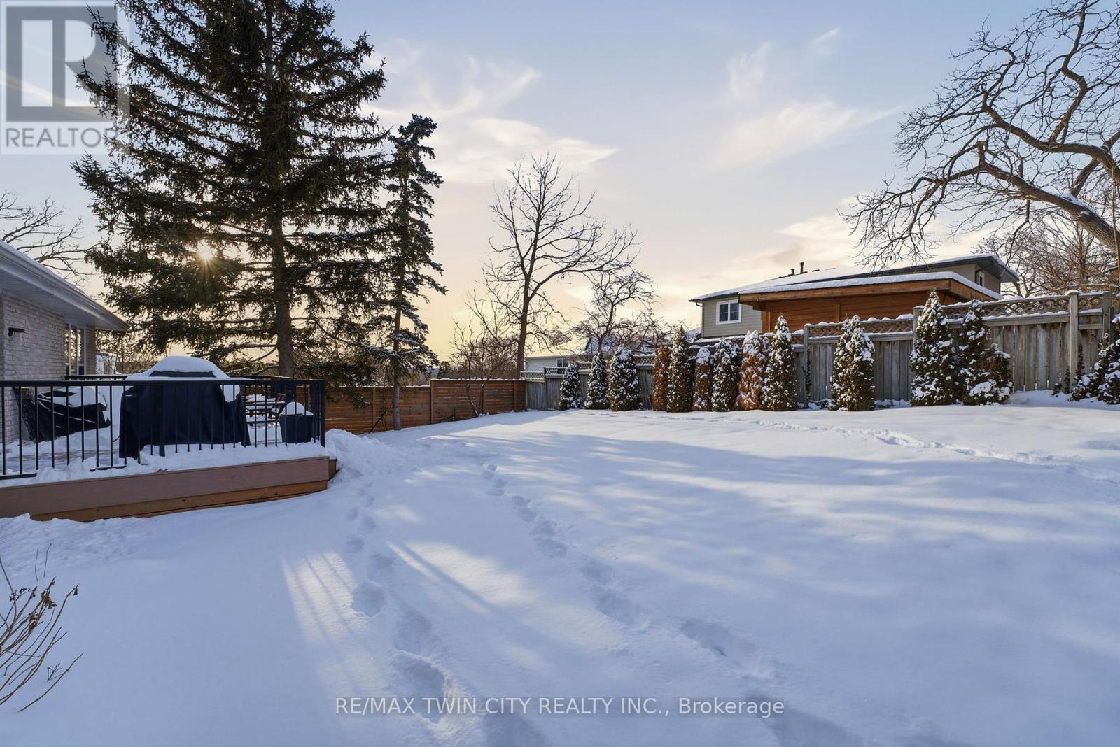 45 Parkside Drive, Brantford, Ontario  N3T 5G3 - Photo 29 - X12781616