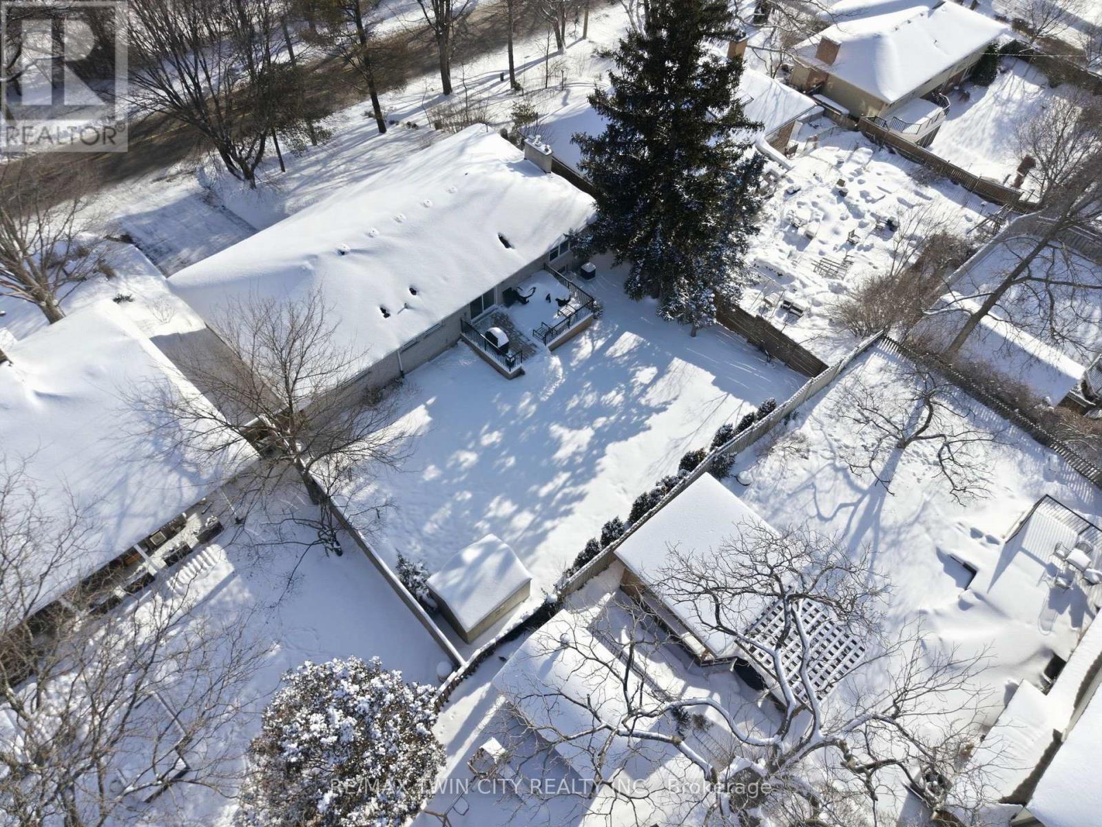 45 Parkside Drive, Brantford, Ontario  N3T 5G3 - Photo 38 - X12781616