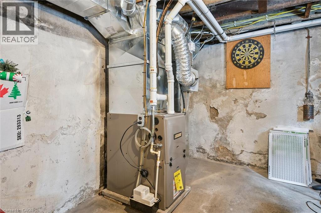 126 Pandora Avenue N, Kitchener, Ontario  N2H 3C8 - Photo 33 - 40804315