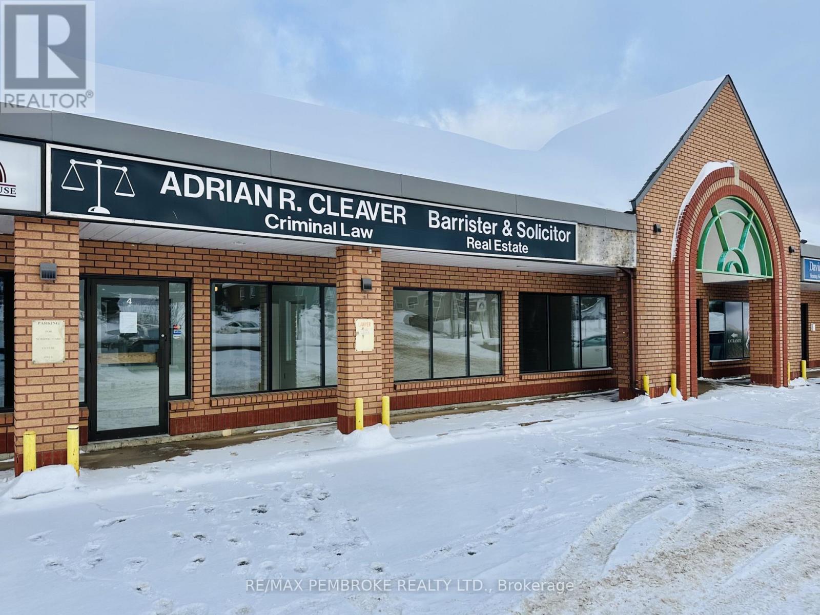 3 - 595 PEMBROKE STREET E, Pembroke, Ontario