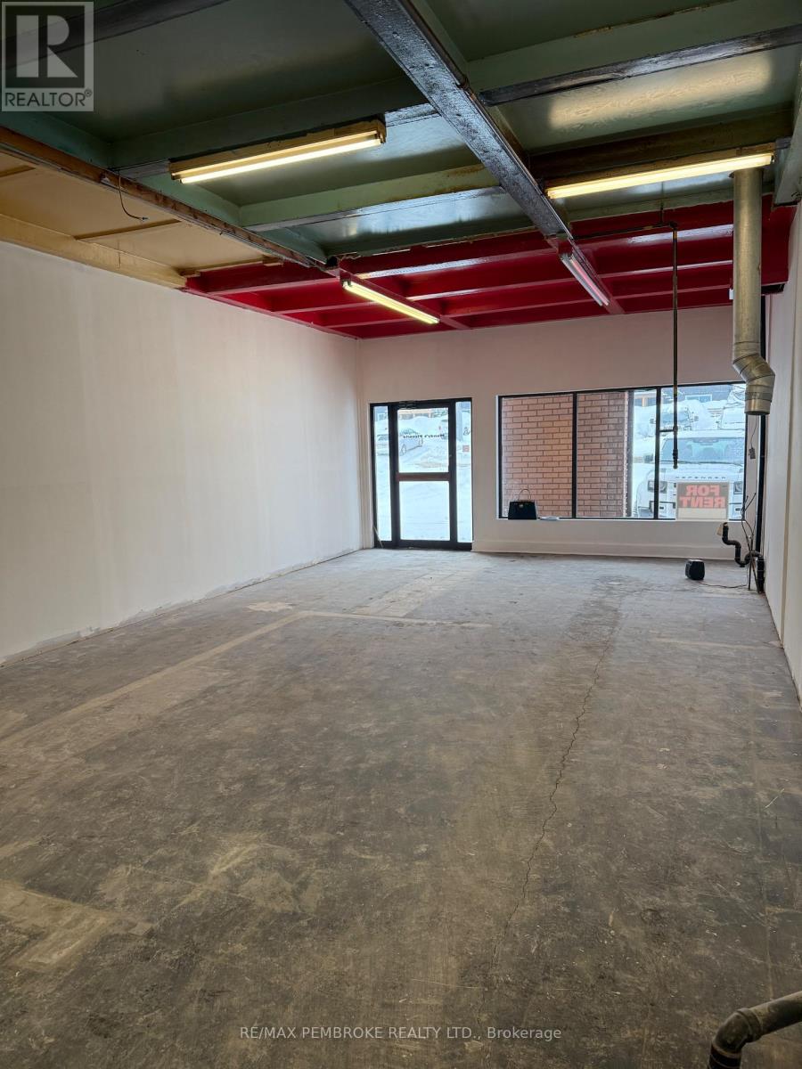 3 & 4 - 595 Pembroke Street E, Pembroke, Ontario  K8A 3L7 - Photo 16 - X12781656