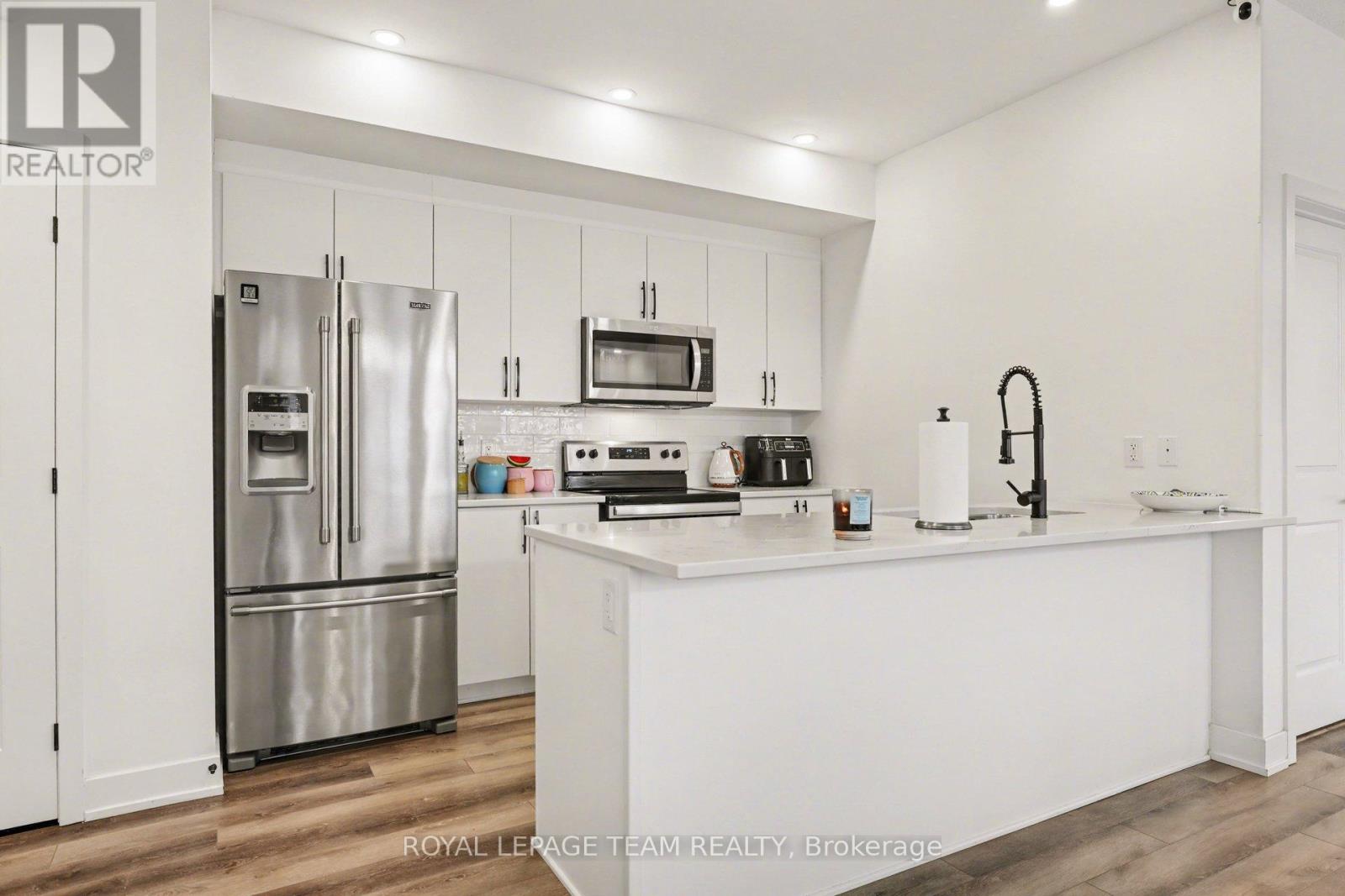 I - 35 Overberg Way, Ottawa, Ontario  K2S 0W1 - Photo 11 - X12781630