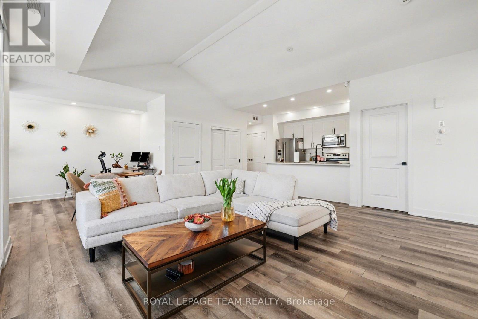 I - 35 Overberg Way, Ottawa, Ontario  K2S 0W1 - Photo 4 - X12781630