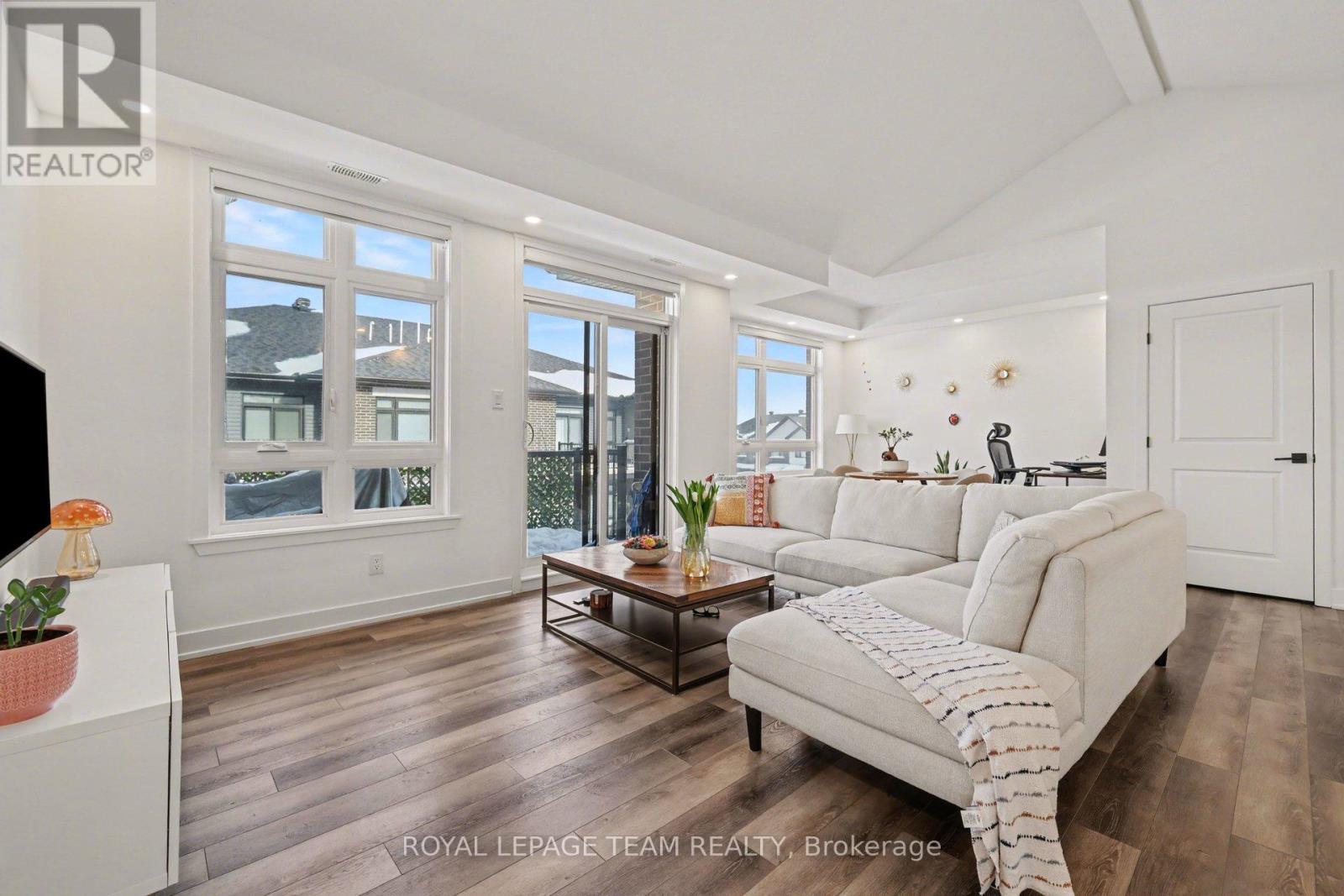 I - 35 Overberg Way, Ottawa, Ontario  K2S 0W1 - Photo 5 - X12781630