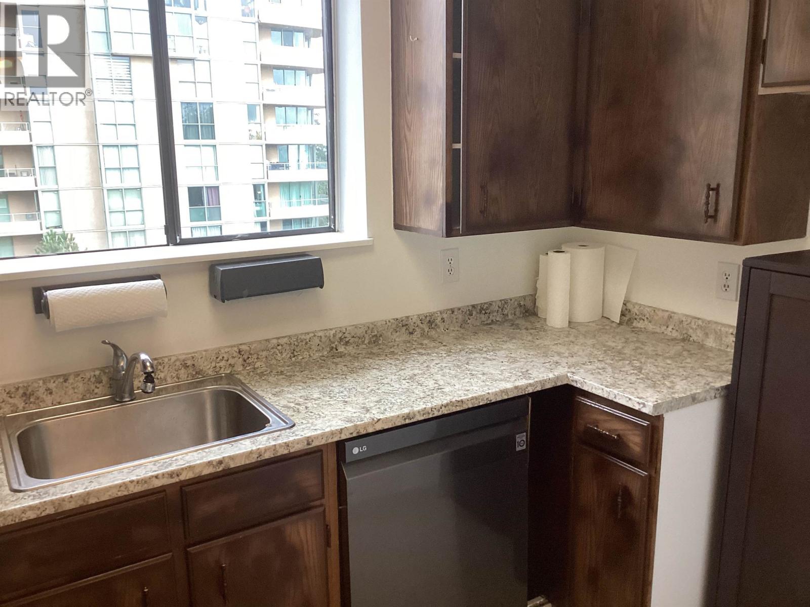 802 7171 Beresford Street, Burnaby, British Columbia  V5E 3Z8 - Photo 6 - R3089280