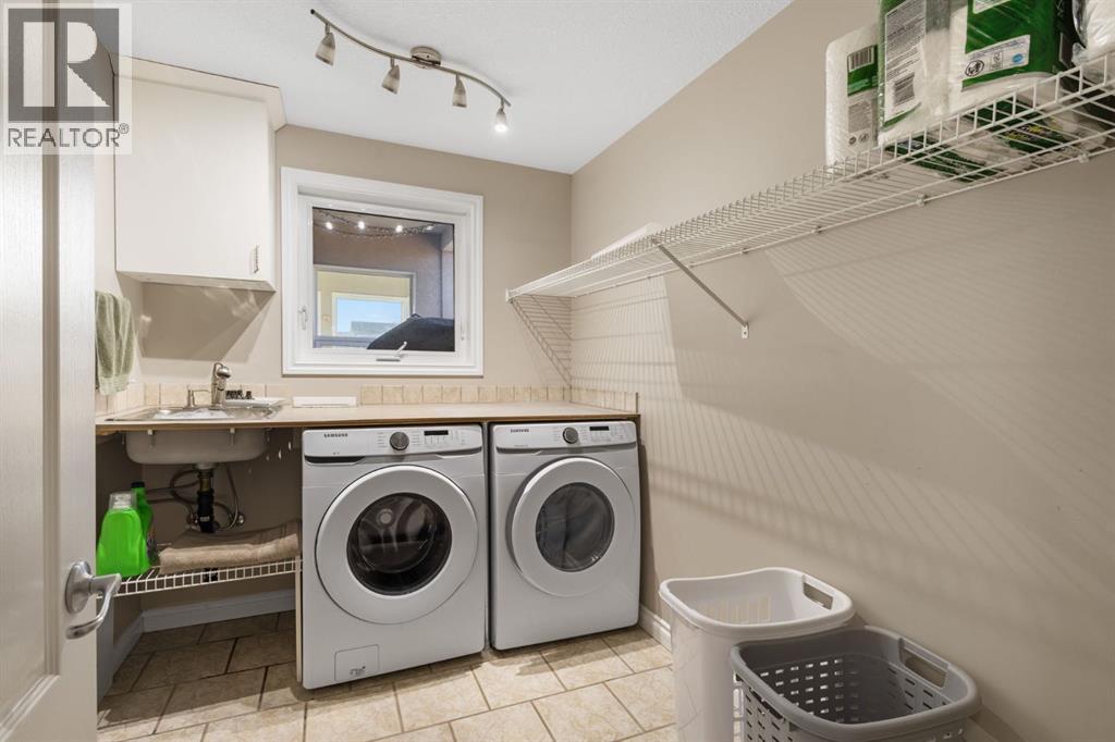 149 Sharp Hill Drive, Rural Rocky View County, Alberta  T4A 0P1 - Photo 14 - A2284437