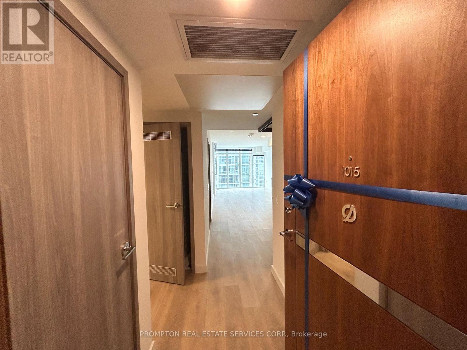 1015 - 1 Concord Cityplace Way, Toronto, Ontario  M5V 0X3 - Photo 9 - C12781672