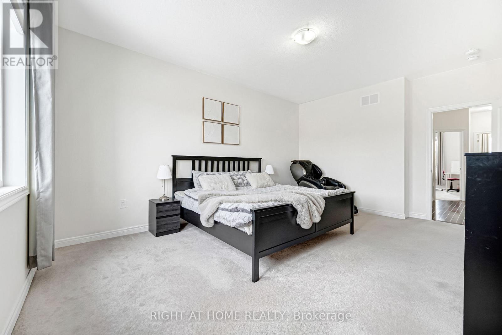 52 Veterans Street, Bradford West Gwillimbury, Ontario  L3Z 4L4 - Photo 31 - N12781670