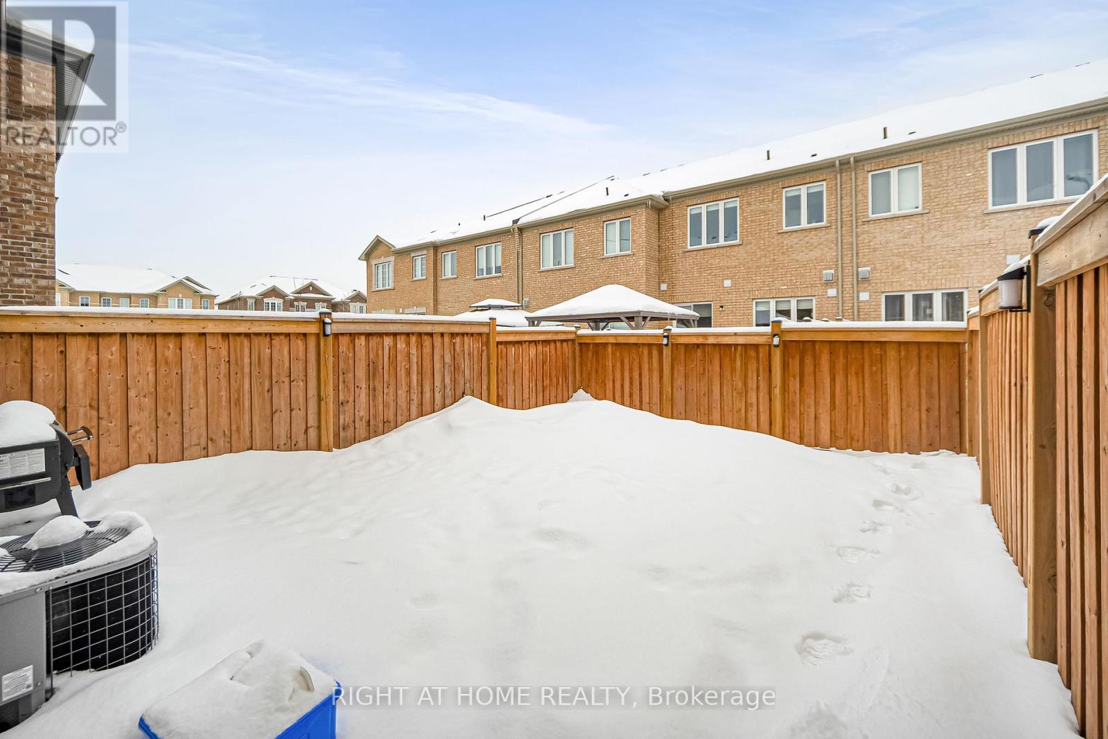 52 Veterans Street, Bradford West Gwillimbury, Ontario  L3Z 4L4 - Photo 43 - N12781670