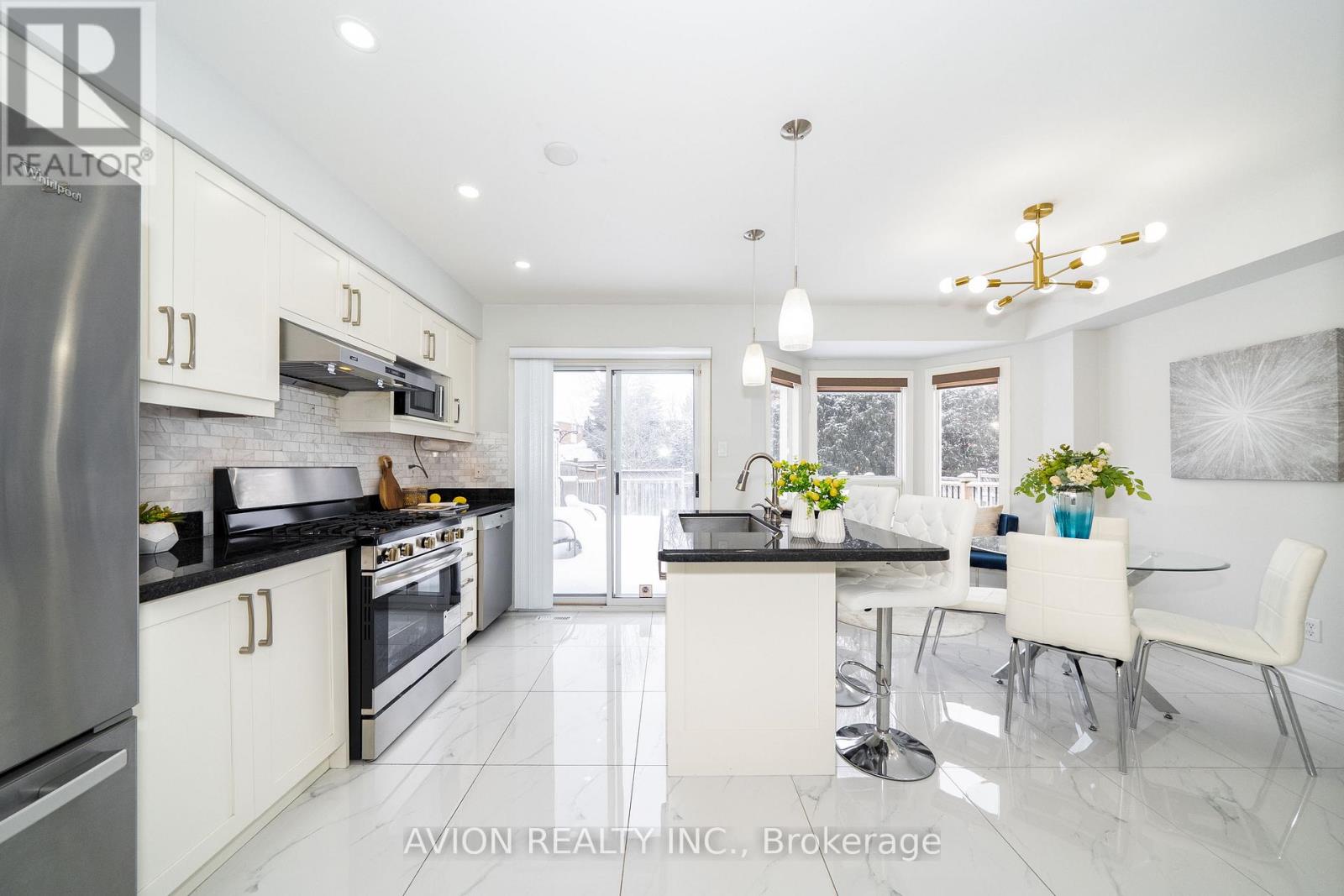 27 Indigo Street, Richmond Hill, Ontario  L4S 1W1 - Photo 5 - N12781684