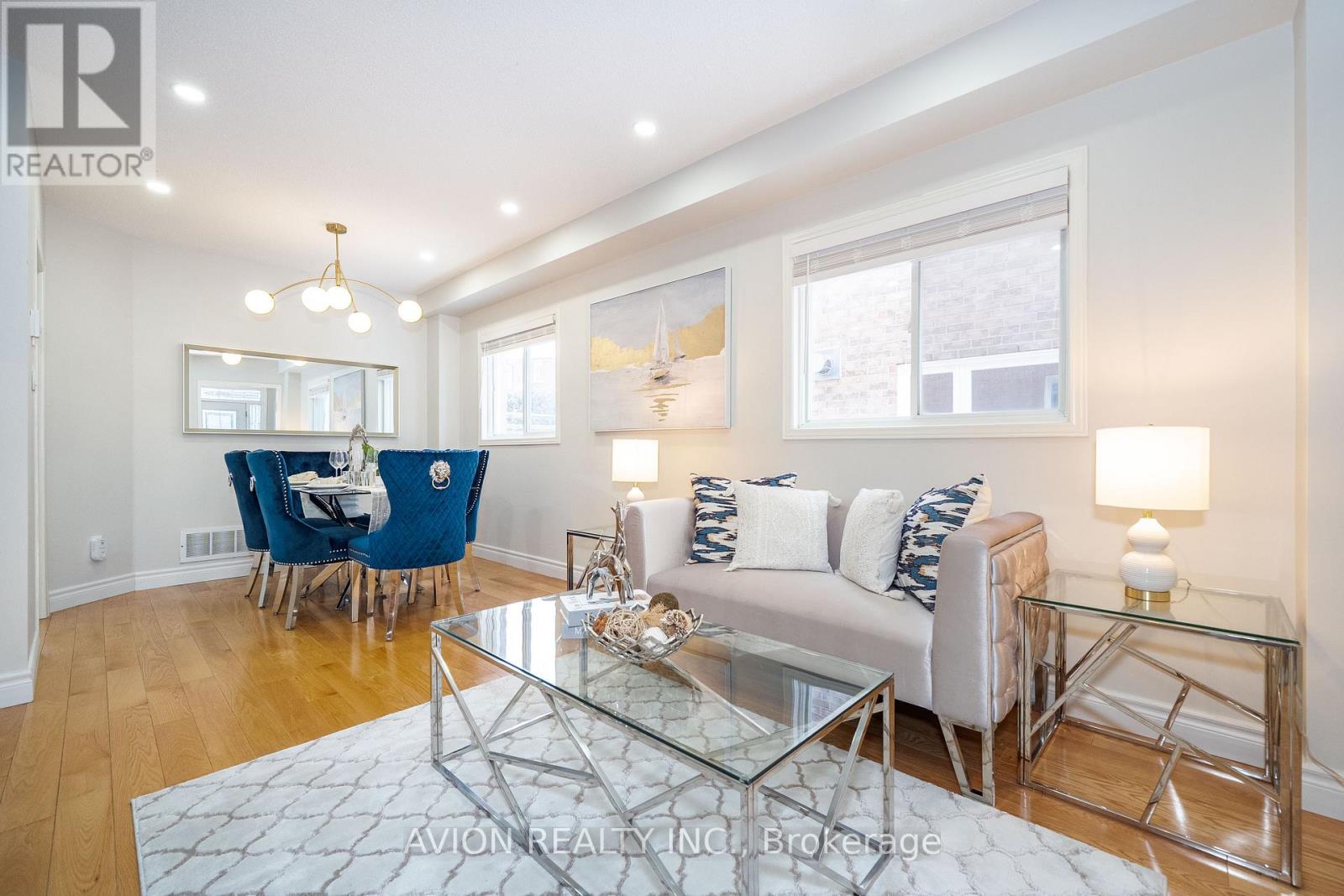 27 Indigo Street, Richmond Hill, Ontario  L4S 1W1 - Photo 7 - N12781684