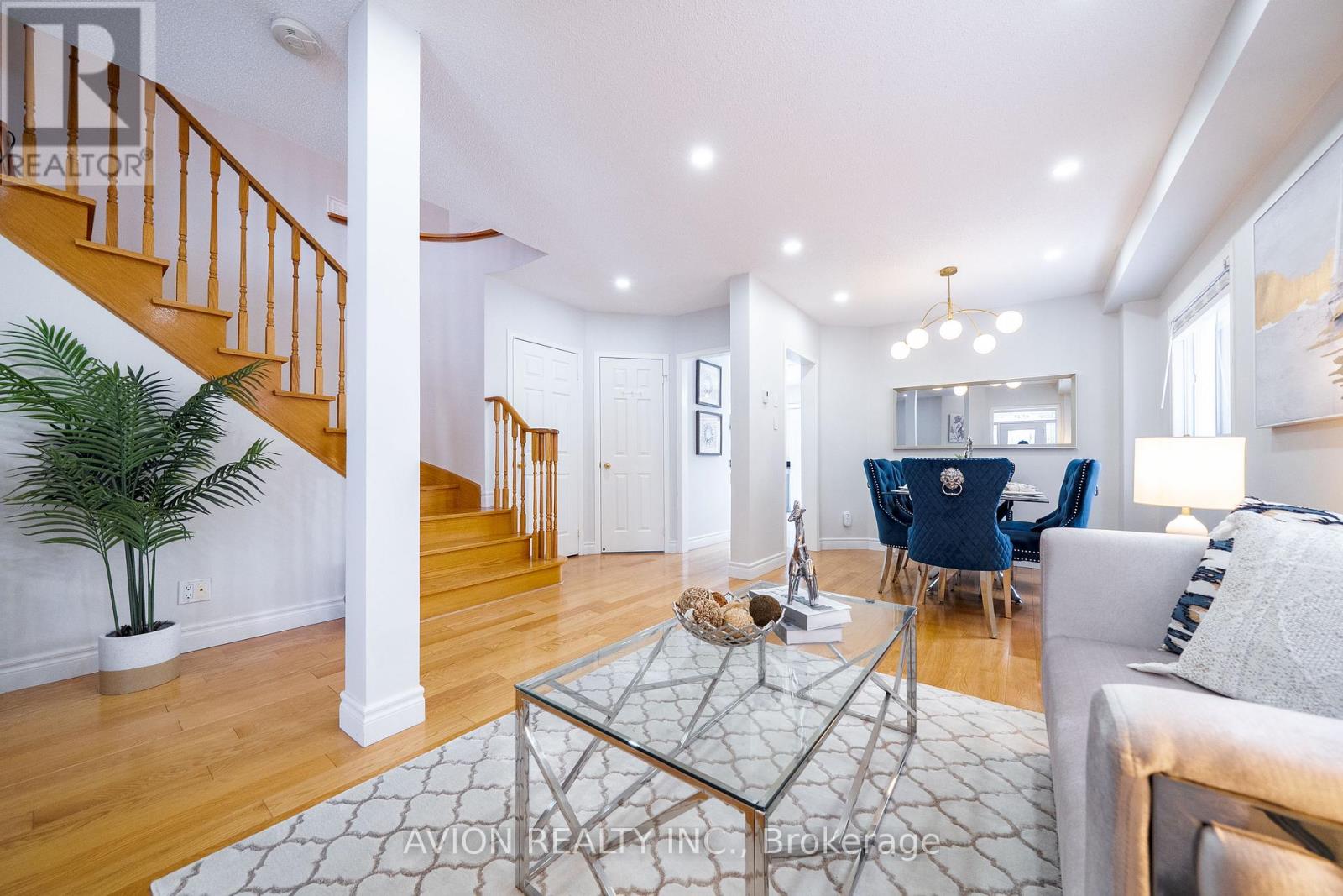 27 Indigo Street, Richmond Hill, Ontario  L4S 1W1 - Photo 9 - N12781684