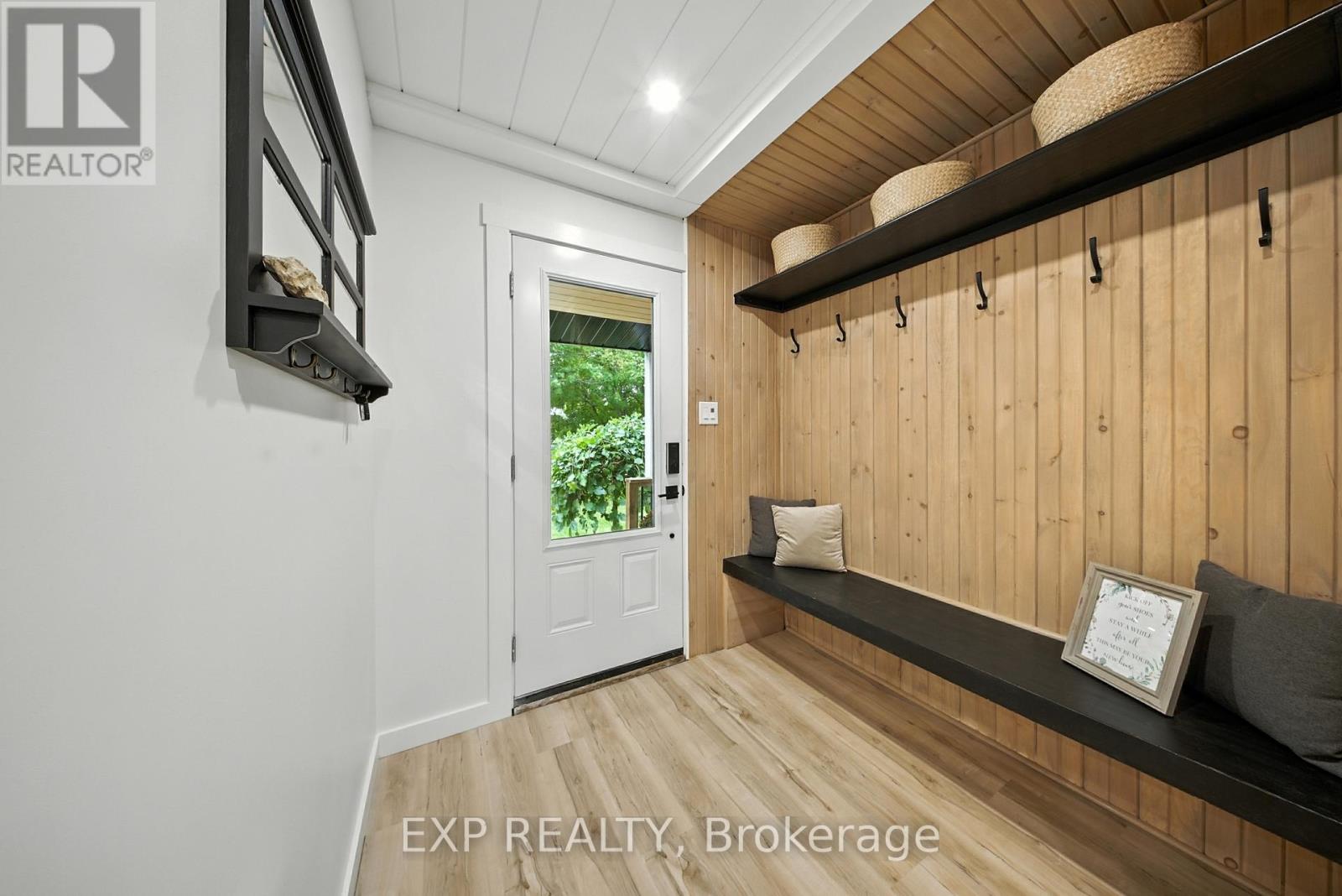 92 Mary Street, Clearview, Ontario  L0M 1G0 - Photo 6 - S12781686