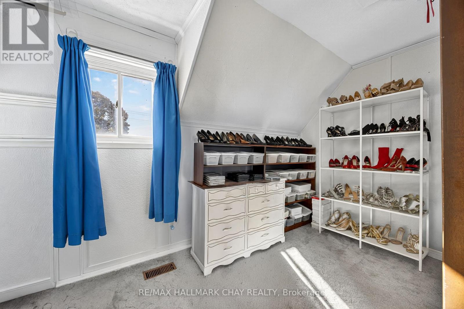 9 Maria Street, Springwater, Ontario  L0L 1P0 - Photo 14 - S12780846