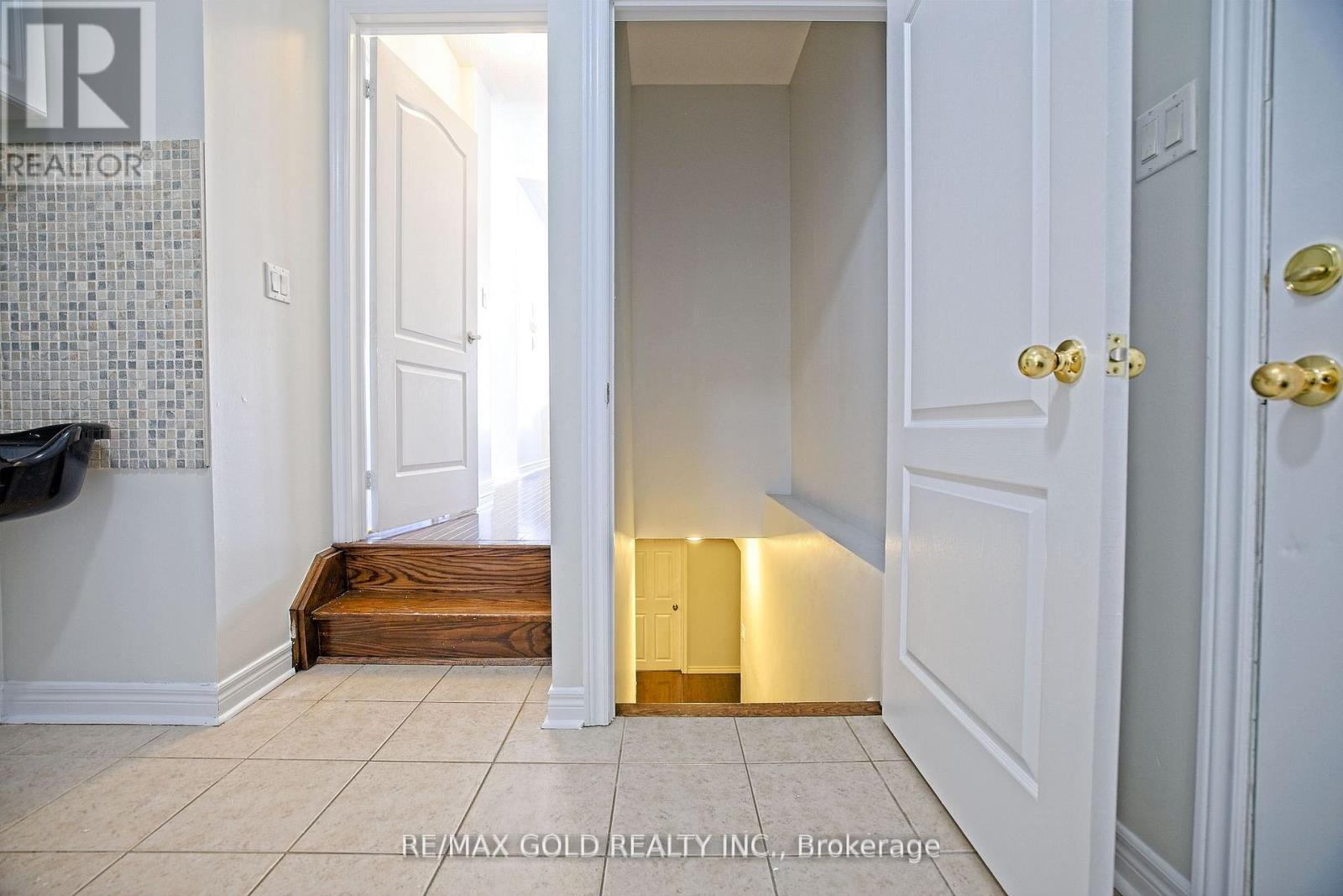 69 Calderstone Road, Brampton, Ontario  L6P 2A7 - Photo 33 - W12781652