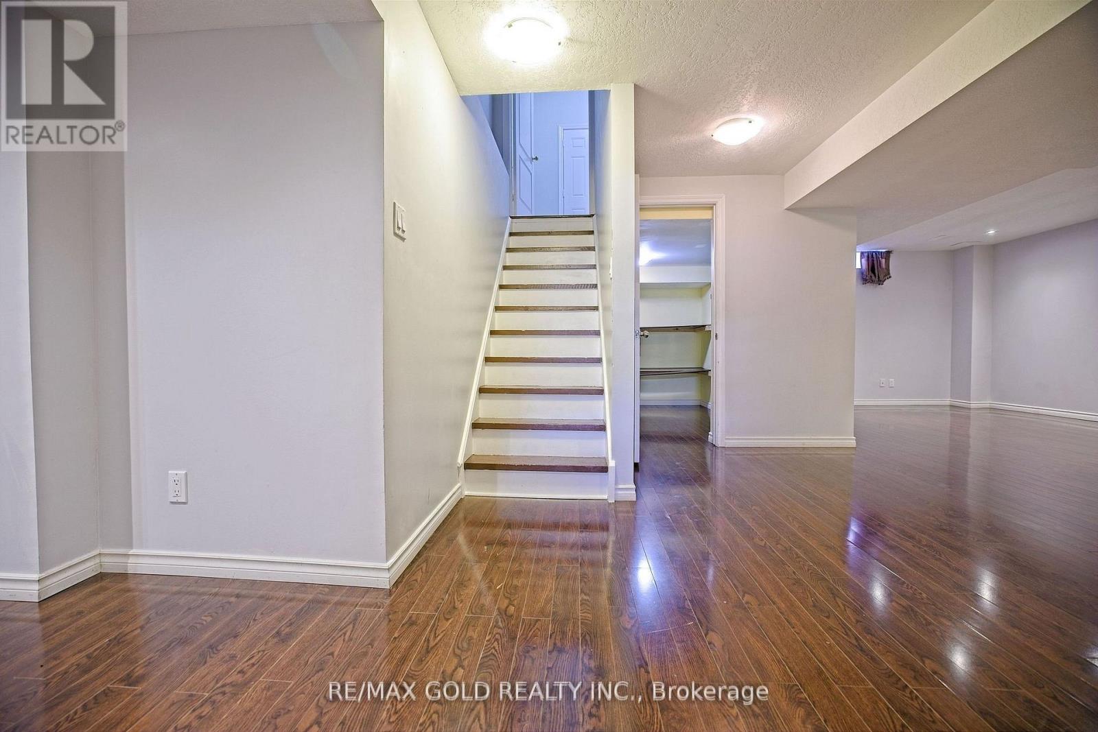 69 Calderstone Road, Brampton, Ontario  L6P 2A7 - Photo 34 - W12781652