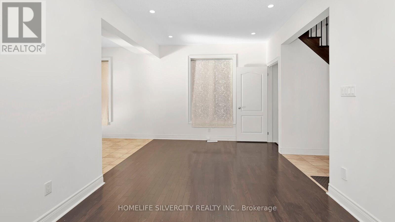 6 Andretti Crescent, Brampton, Ontario  L6X 0E4 - Photo 8 - W12781658