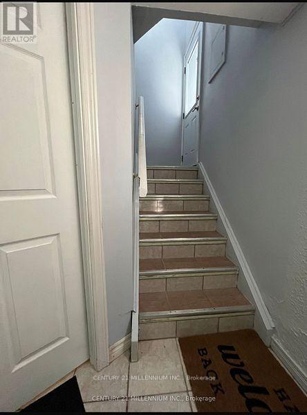 18 Margrath Place, Toronto, Ontario  M9C 4L2 - Photo 4 - W12781678